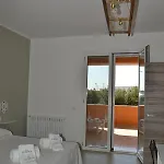 Li Manca Nocleg ze śniadaniem 3*