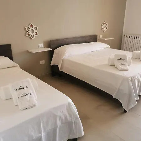 Li Manca Bed and Breakfast *
