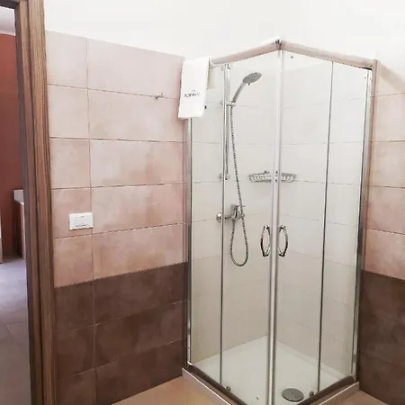 فندق مبيت وإفطار Li Manca Surbo