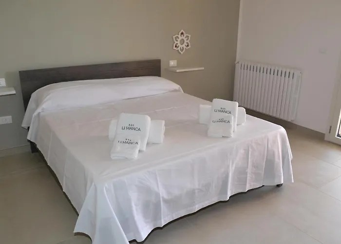 Li Manca 3* סורבו