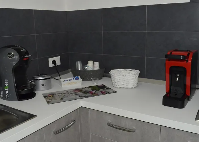 Li Manca לינה וארוחת בוקר סורבו